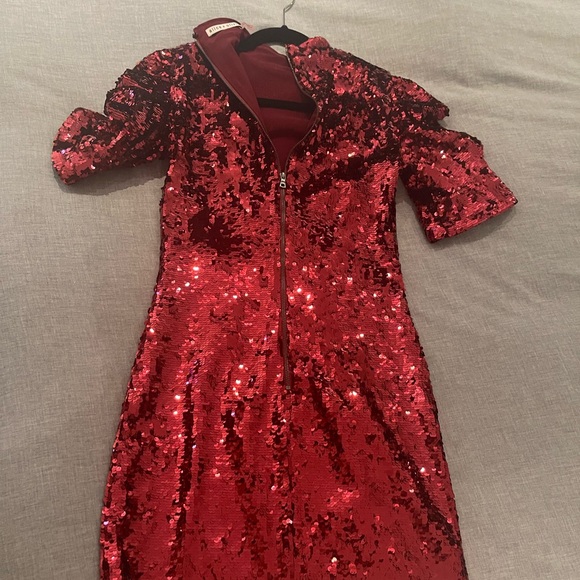 Alice + Olivia red sequin mini dress - Picture 5 of 5